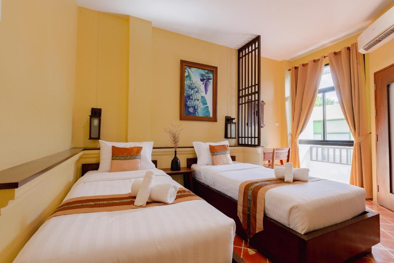 เฮือน ฮัก เชียงใหม่ Hotel ภายนอก รูปภาพ